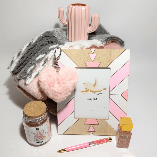 detalles-pack-de-regalo-sweet-rose-cajas-regalos-en-rosa-para-mujer